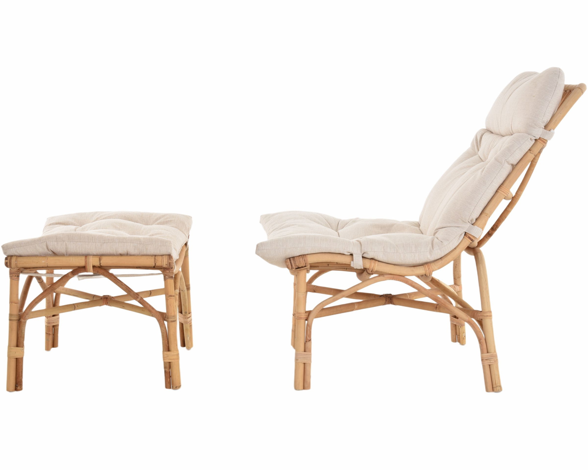 Loungestuhl mit Hocker Pai aus Natur Rattan | Manau